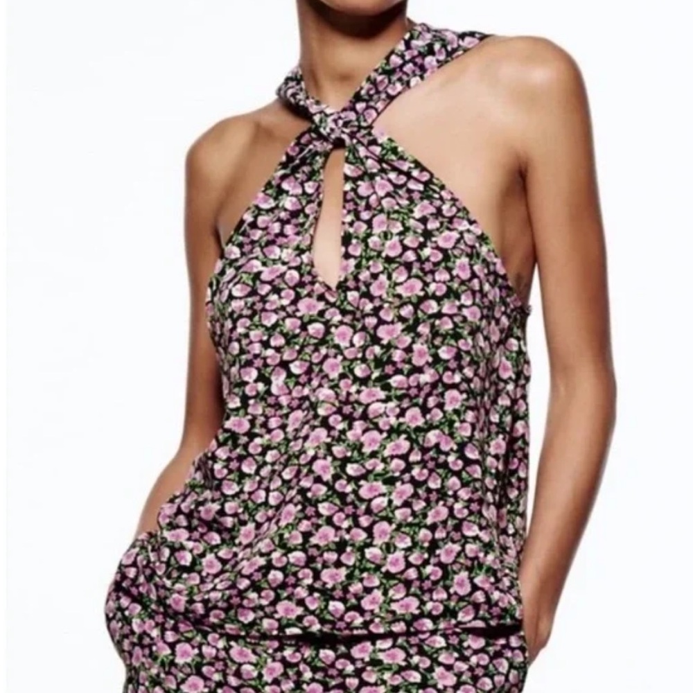 Zara Purple/Black Floral Knot/Twist Halter Top - Picture 2 of 4